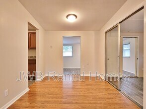 5114 Doncaster Ave in Jacksonville, FL - Building Photo - Building Photo