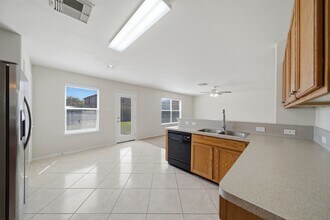 730 Remwick Dr in Houston, TX - Building Photo - Building Photo