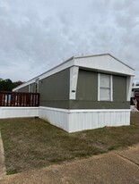 3127 Greenfield Rd in Pearl, MS - Building Photo