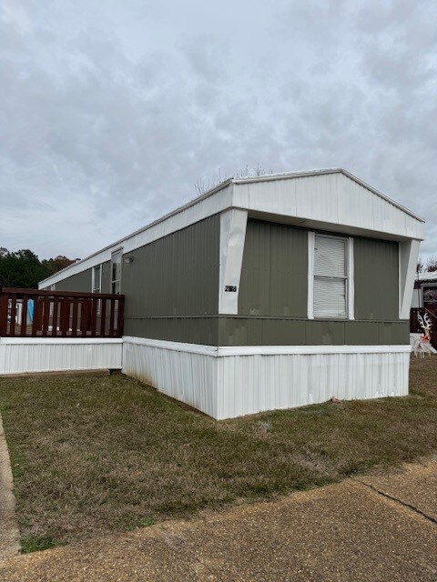 3127 Greenfield Rd in Pearl, MS - Building Photo