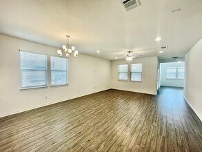 1840 Turtle Bay Loop in Leander, TX - Building Photo - Building Photo