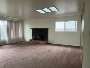 2055 Lewis Ave in Arcata, CA - Building Photo - Building Photo