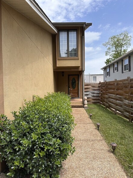 306 W Colville St, Unit A in McMinnville, TN - Building Photo - Building Photo