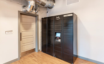 The Hartford Carriage House in Hartford, CT - Building Photo - Building Photo