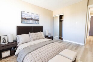 Sunalta 19 in Calgary, AB - Building Photo