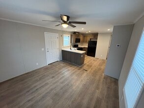 8907 Beechwood Dr in Kalamazoo, MI - Building Photo - Building Photo