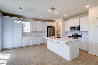 6313 E Meritage Dr in Fresno, CA - Building Photo - Building Photo