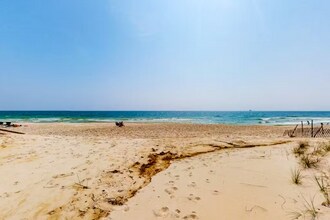 5994 Beach Blvd in Gulf Shores, AL - Building Photo - Building Photo