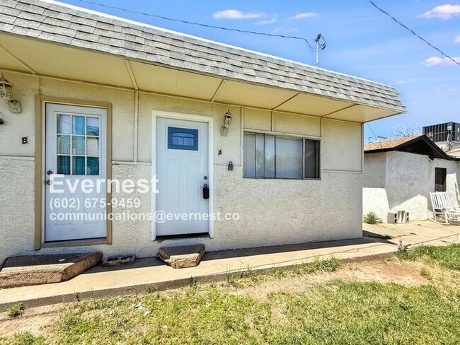 2525 E Willetta St in Phoenix, AZ - Building Photo - Building Photo