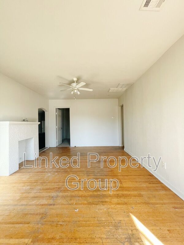 615 East 26th Pl N in Tulsa, OK - Foto de edificio - Building Photo