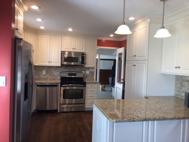 208 General Roberts Dr in Columbia, TN - Building Photo - Building Photo