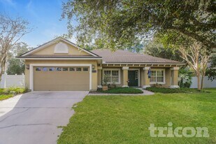 313 Hefferon Dr in St. Augustine, FL - Building Photo