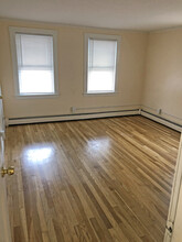 13 Summer St in Somersworth, NH - Building Photo - Interior Photo