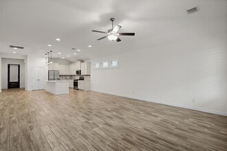 121 San Domenico Cv in Georgetown, TX - Building Photo - Building Photo