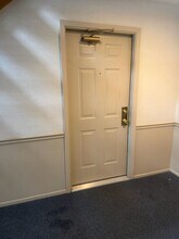 205 Glasgow Ln in Schaumburg, IL - Building Photo - Building Photo