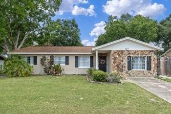 property at 450 Longwood Cir