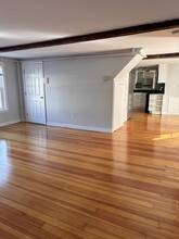 3 Otis Pl in Scituate, MA - Building Photo - Building Photo