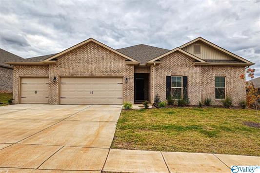 property at 124 Oak Fletcher Dr