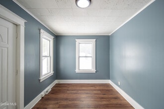 6 Utica Ave in Latham, NY - Building Photo - Building Photo