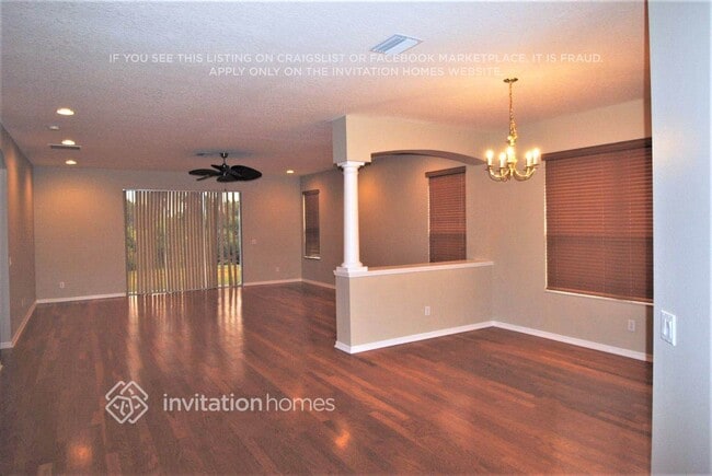 16802 Taylow Way in Odessa, FL - Foto de edificio - Building Photo