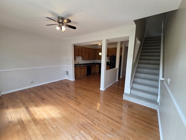 property at 2206 Flagstone Ln