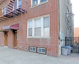 26-15 24th Ave in Astoria, NY - Building Photo - Building Photo