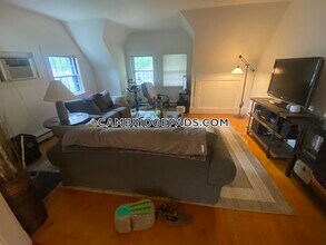 115 Upland Rd, Unit 3 in Cambridge, MA - Building Photo - Building Photo