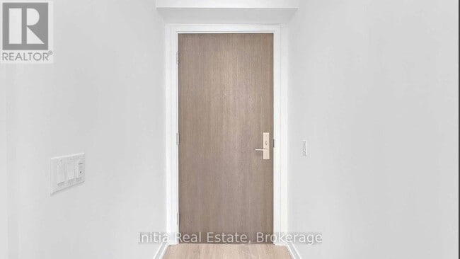 39 Roehampton Ave in Toronto, ON - Building Photo - Building Photo