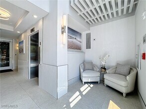 400 Flagship Dr in Naples, FL - Building Photo - Building Photo