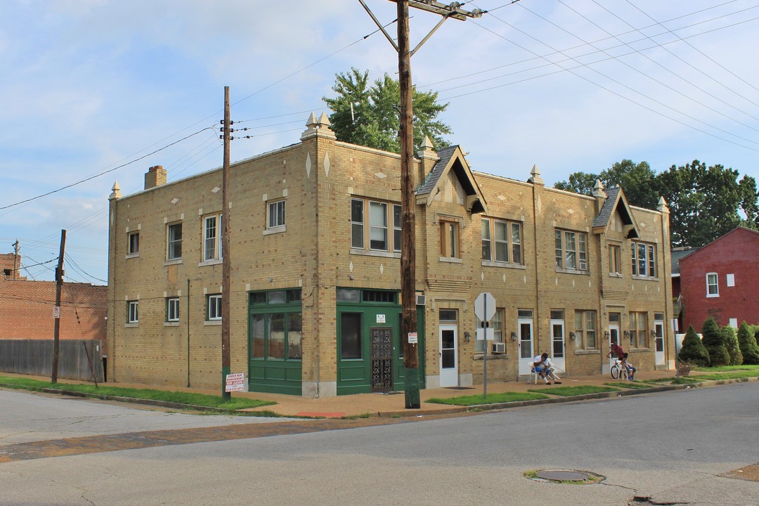 7300-7306 Pennsylvania Ave in St. Louis, MO - Foto de edificio