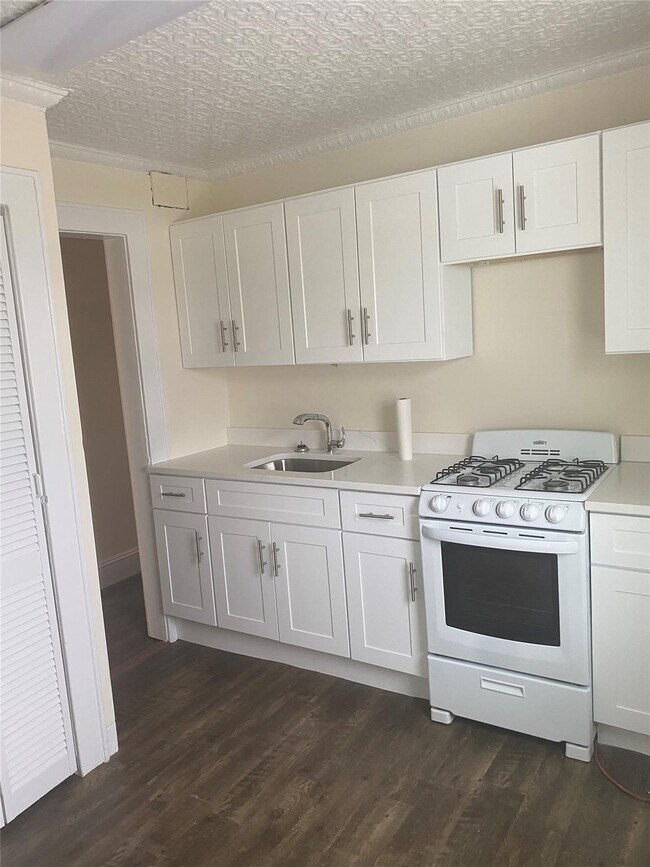 110 Grand Blvd in Long Beach, NY - Building Photo - Building Photo