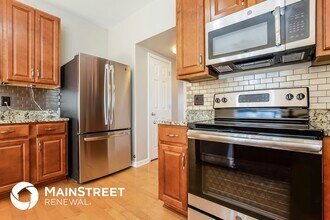 422 Laurel Hills Dr in Mount Juliet, TN - Foto de edificio - Building Photo