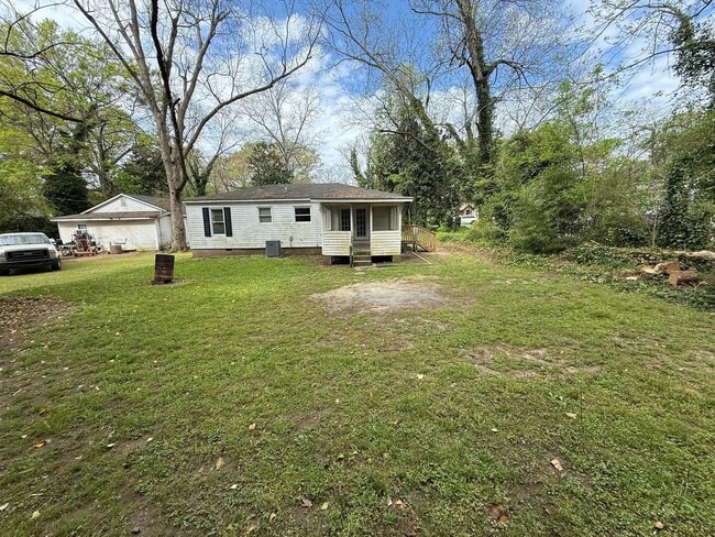 8 Burdette Pl in Newnan, GA - Building Photo - Building Photo