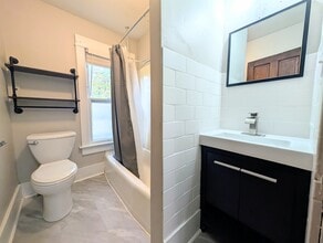 1012 Bethel St in University Park, IA - Building Photo - Building Photo