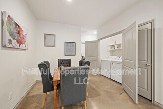 16246 County Rd 4100 in Lindale, TX - Foto de edificio - Building Photo