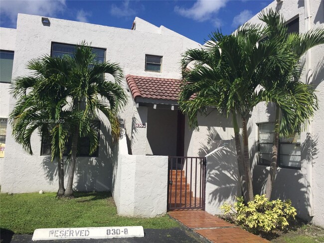 830 NW 106th Ave