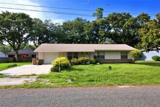 6449 Eve St in St. Cloud, FL - Building Photo - Building Photo
