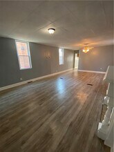 908 North Ave in Braddock, PA - Foto de edificio - Building Photo