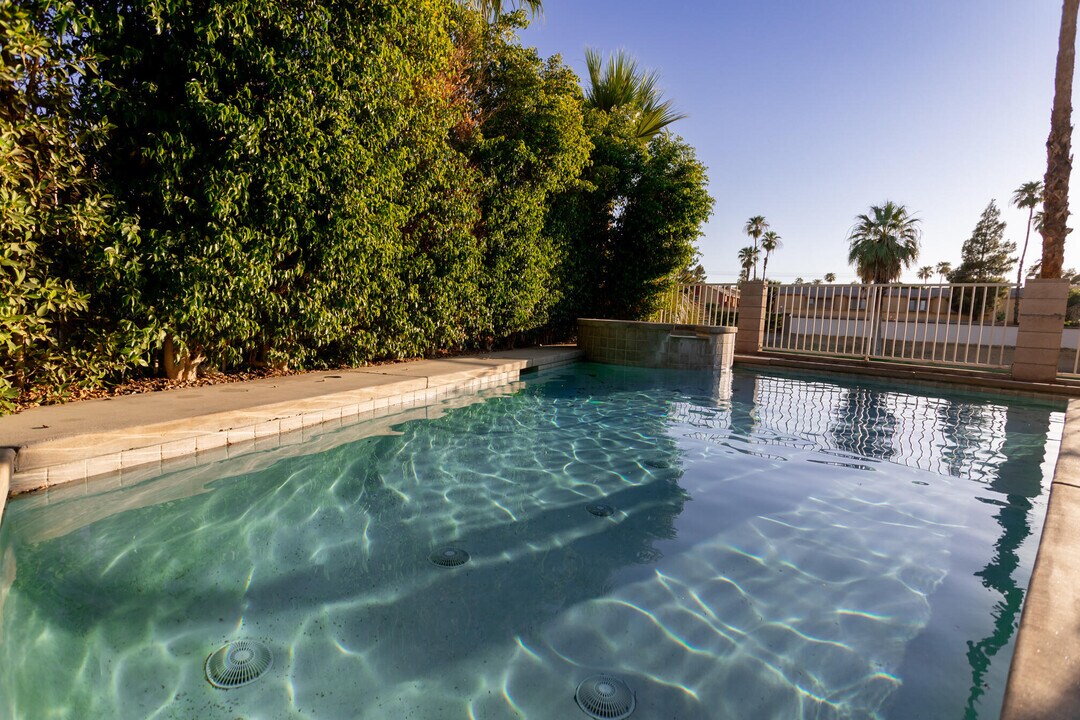 48305 Pic Way in Indio, CA - Building Photo