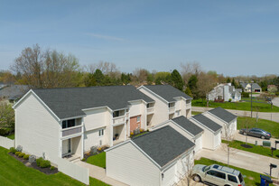 Robin Road Townhouses Apartments