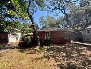 914 Keith Ln in Austin, TX - Building Photo - Building Photo