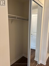 3270 Sheppard Ave E in Toronto, ON - Building Photo - Building Photo