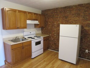 3 Elm St in Somerville, MA - Foto de edificio - Building Photo