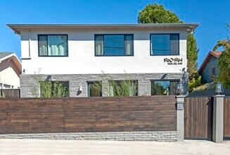 1964 Vista Del Mar Ave in Los Angeles, CA - Building Photo - Building Photo