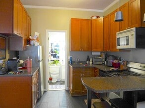45 Saint Botolph St, Unit 5 in Boston, MA - Building Photo - Building Photo