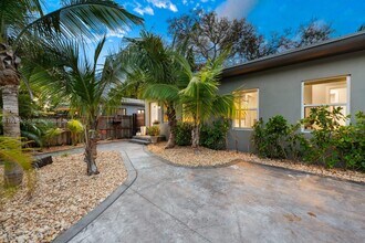 135 NW 52nd St in Miami, FL - Building Photo - Building Photo