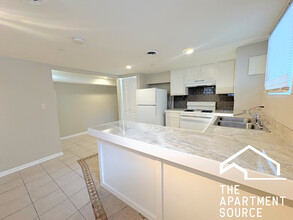 125 S Leavitt St in Chicago, IL - Building Photo - Building Photo