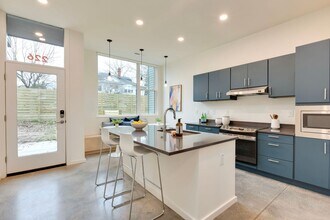 262 N Dillard St in Durham, NC - Building Photo - Building Photo