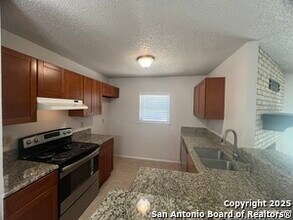 4947 Nuthatch St in San Antonio, TX - Building Photo - Building Photo