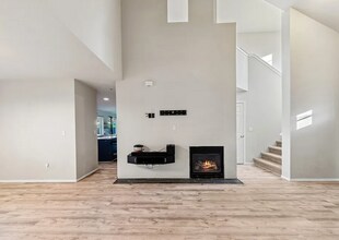 1340 NW Redwing Dr in Oak Harbor, WA - Building Photo - Building Photo